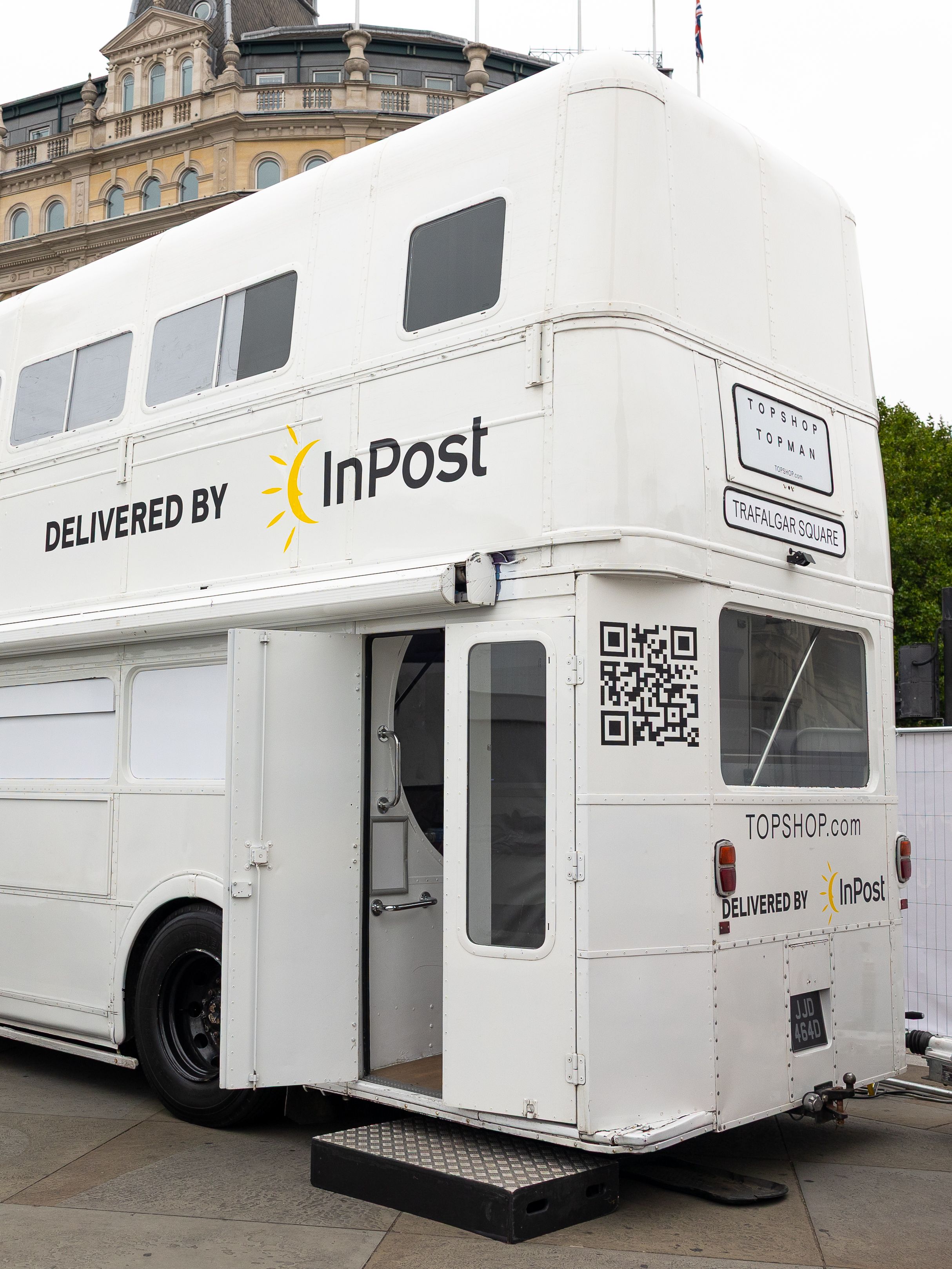 InPost | Spot the Topshop Bus